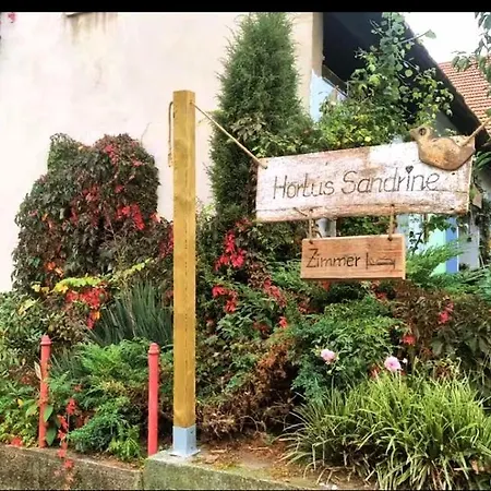 Campingplads Heuherberge Hortus Sandrine Hausbreitenbach