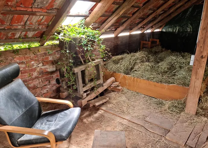 Kamp alanı Heuhotel Farm Gemeinschaftsbad Own Sleeping Bag Free Wifi Hausbreitenbach